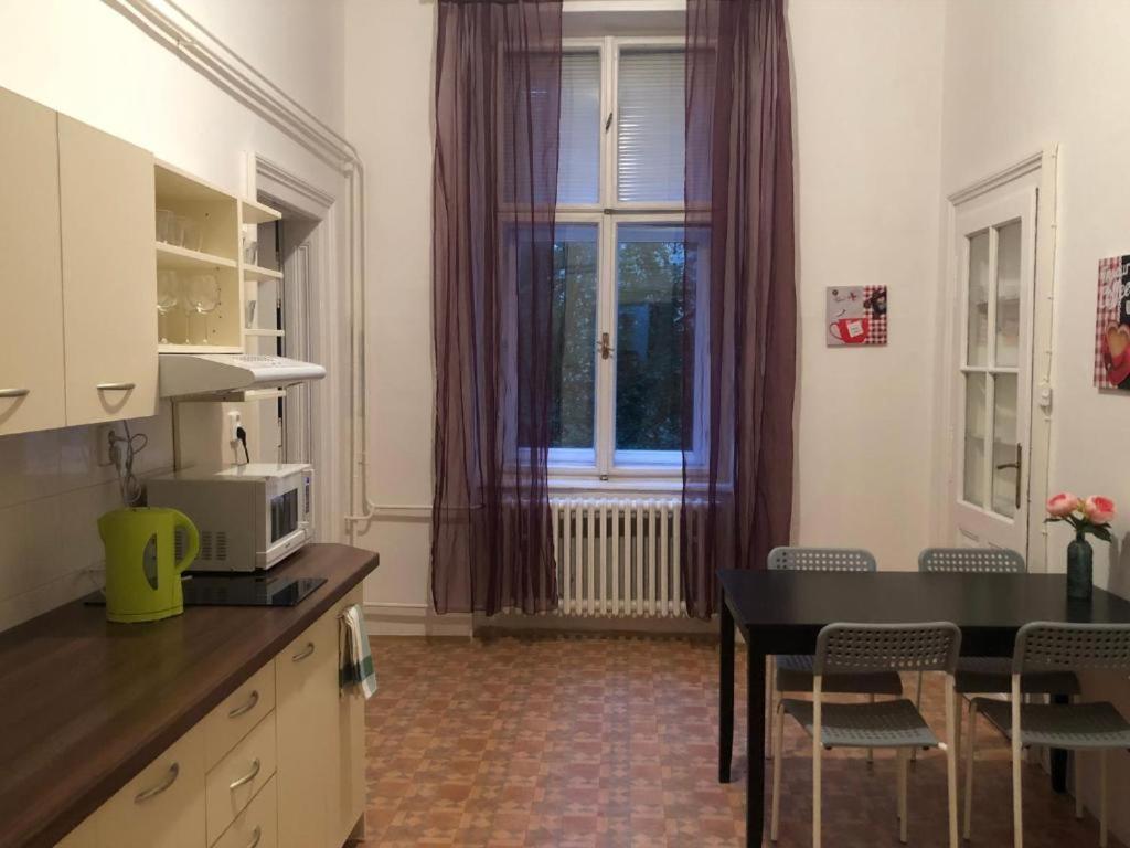 Rooms Veveri - Uvoz, 10 Min Peski Do Centru Brno Exteriér fotografie