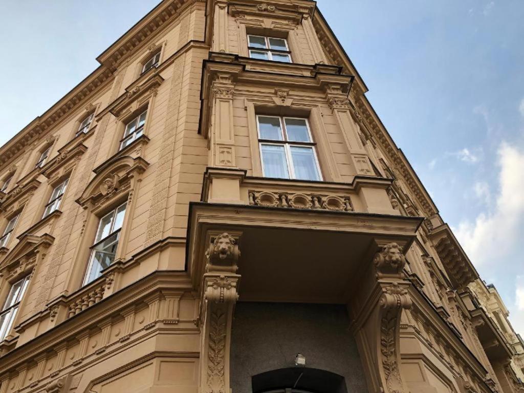 Rooms Veveri - Uvoz, 10 Min Peski Do Centru Brno Exteriér fotografie